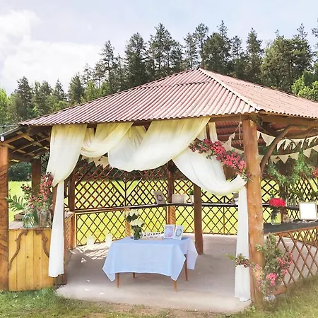 Guest House Gravas Bauska Exterior photo